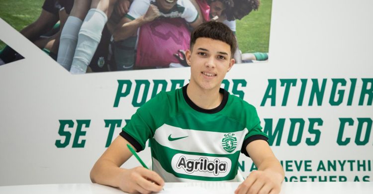 Ex-Rio Ave já é profissional pelo Sporting
