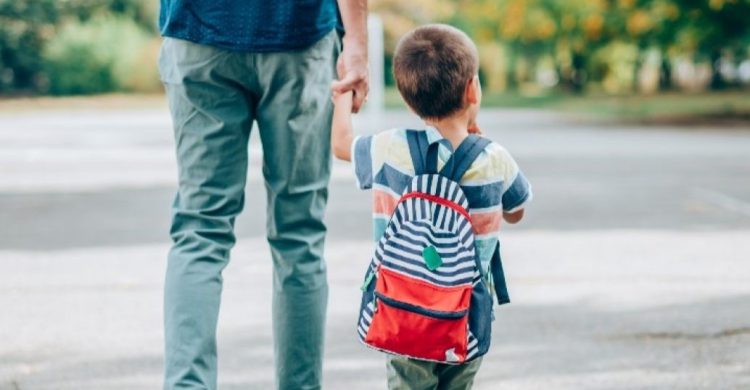 Atenção aos pais: escolas podem ser afetadas com greve