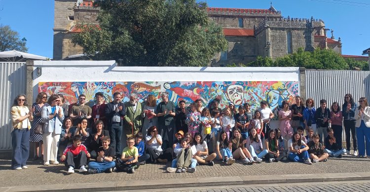 Vila do Conde: já foi inaugurado o mural sobre o 25 de abril (com fotos)