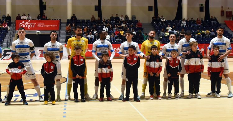 Caxinas perde em casa e vai jogar com o Braga no “Playoff”