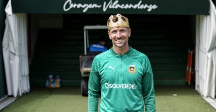 Afinal, Ukra vai continuar a jogar futebol