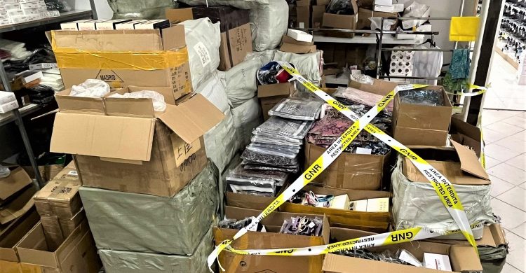 Vila do Conde: quatro detidos e mais de 7 mil artigos contrafeitos (com fotos)