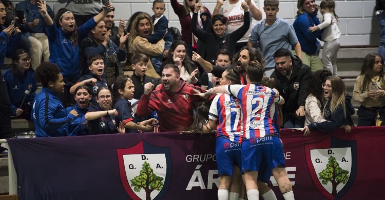 Mobilização em Vila do Conde para o “mata-mata” que dá a subida