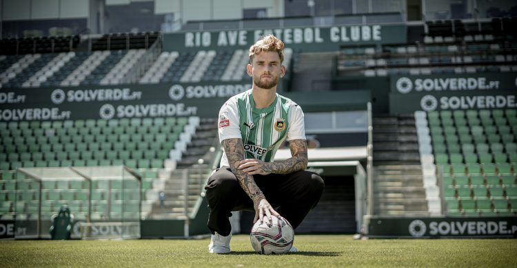 Novo avançado em Vila do Conde. E já treinou