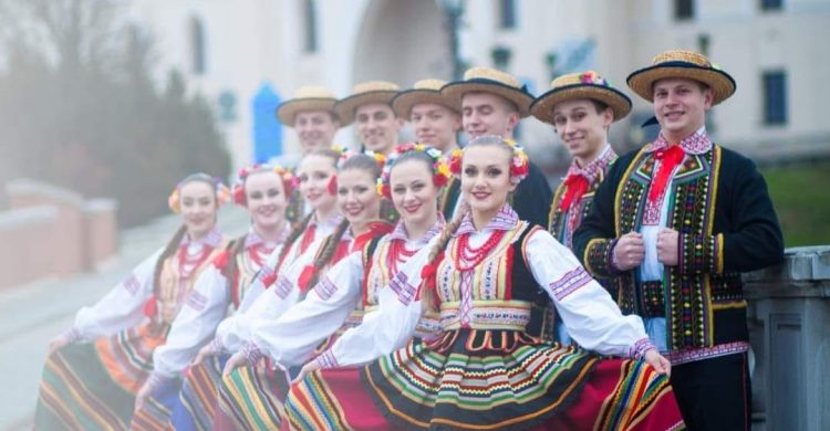 Vila do Conde com danças e cantares do México, Polónia, Bolívia e…Portugal