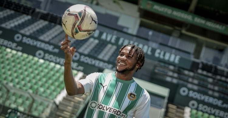 Rio Ave: mais um reforço para a linha da frente