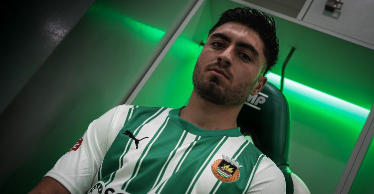 Rio Ave contrata jovem internacional