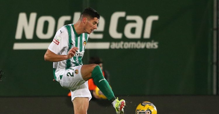 Rio Ave assina contrato com grego