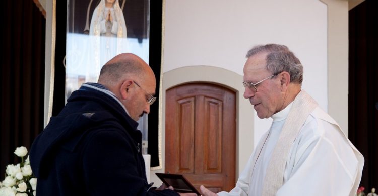 Usaram Terço para rezar após naufrágio. Sobreviveram e hoje contam tudo…