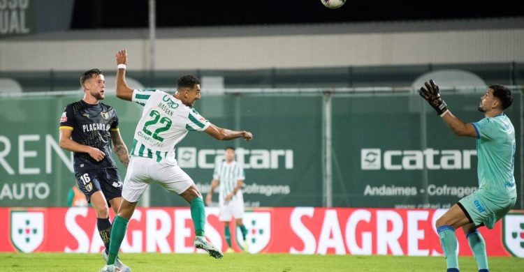 Rio Ave: mais um guarda-redes adversário que brilha e tira pontos