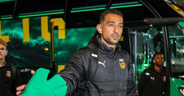 Rio Ave perde avançado