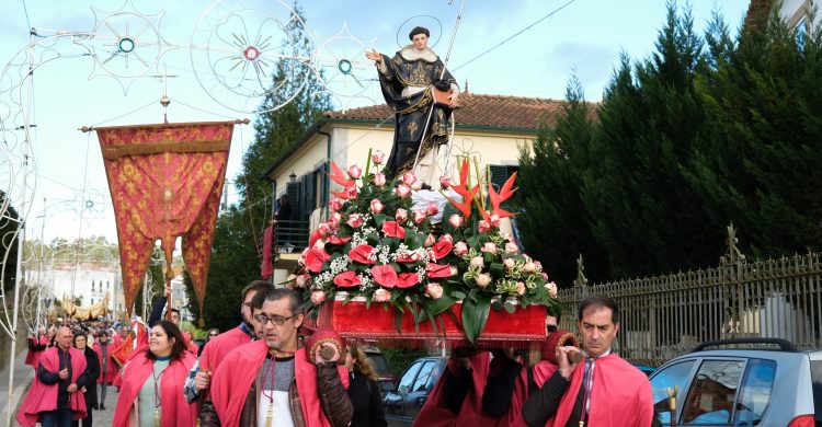 Vila do Conde: freguesia já vive festa. Procissão é no domingo