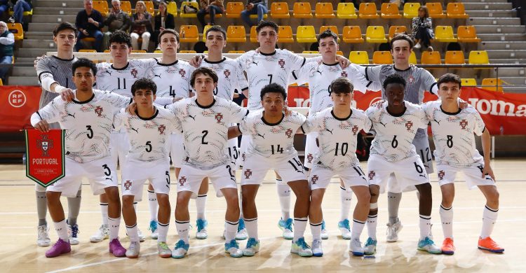 Com jogador de Vila do Conde, Portugal venceu a Espanha e a França