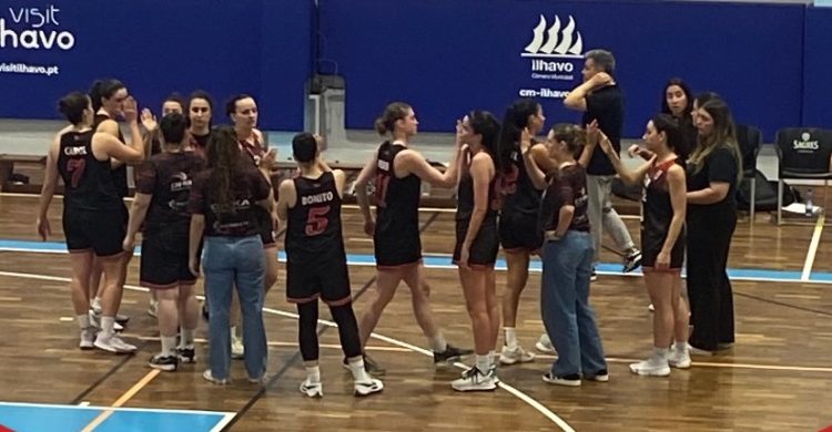 Mulheres vilacondenses perdem, mas continuam  na luta por título nacional