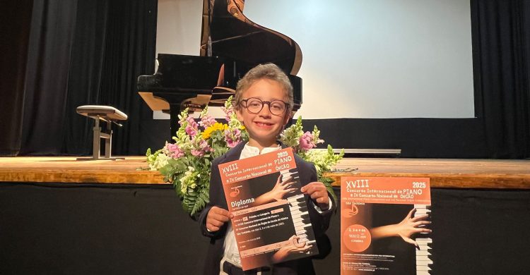 Menino de Vila do Conde volta a ganhar concurso internacional de piano