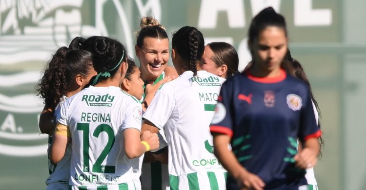 Mulheres do Rio Ave sobem na tabela