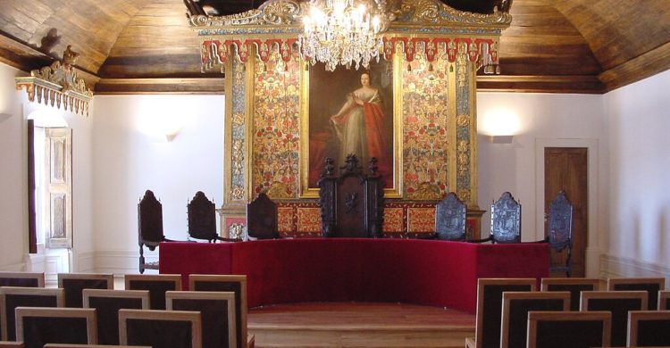 Vítor Costa (PS) reeleito presidente. Executivo terá sistema 5-3-1